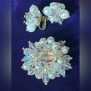 VINTAGE VENDÔME 3pc Aurora Borealis Crystal and Pearl Brooch/ Earrings